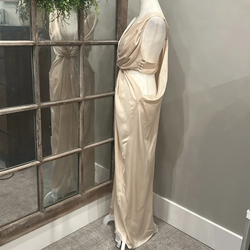 ASOS design satin plunge front maxi US 10 - Picture 5 of 7